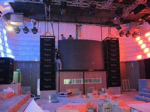 Enjoy Club In Ho Chi Minh Vietnam — photograph 3