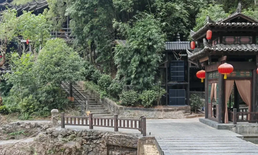 Three Gorges Homestead National 5A Scenic Area Upgrades Audio Experience with the Introduction of TASSO Audio's Double 12 Large Line Array System — photograph 4
